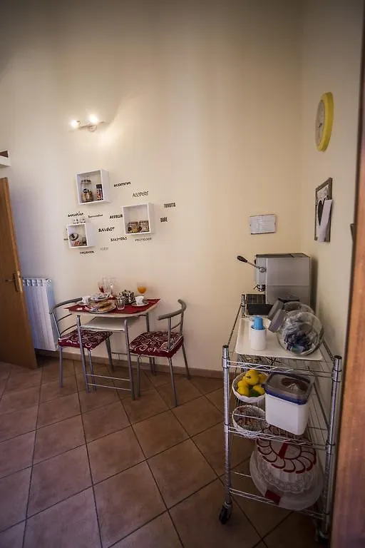 Palazzo Vatticani Palerme Couette-café